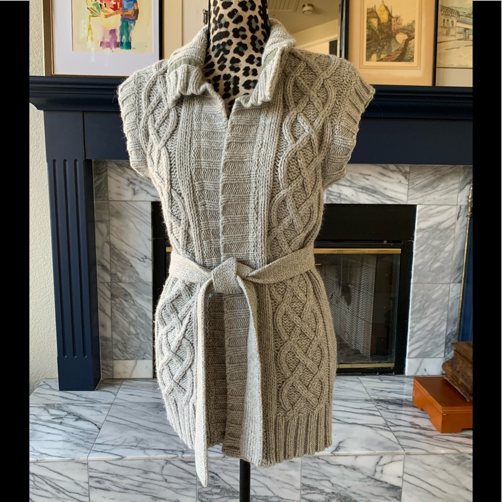 Chunky gray gigli cardigan, excellent condition